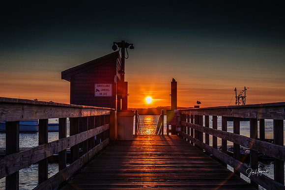 2024 Hampton Sunset 08-30-5693-3