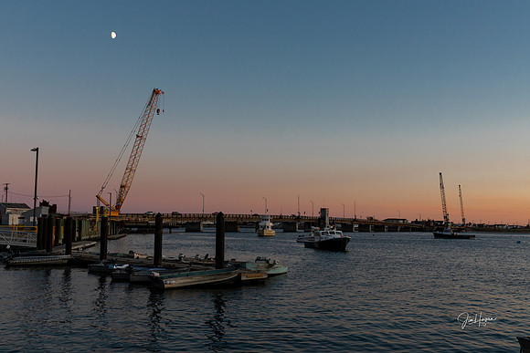 2024 Sunset and Comet at Hampton Harbor 10-12-6012
