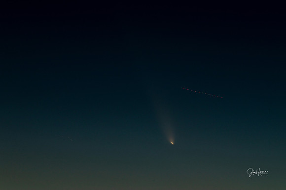 2024 Sunset and Comet at Hampton Harbor 10-12-6058